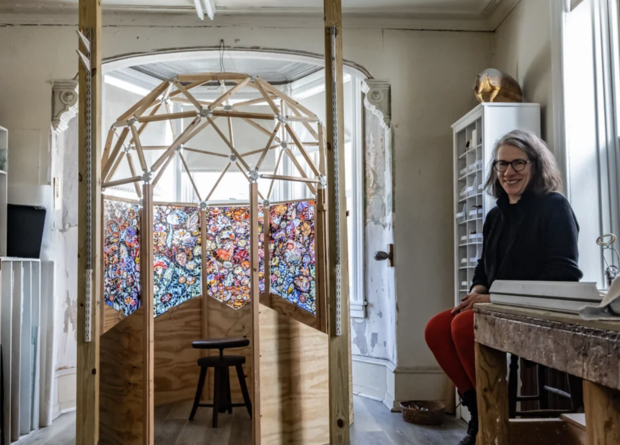 Judith Schaechter and her biophilic dome project in progress.