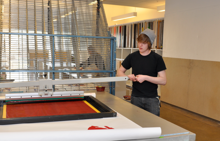 student working in printmaking lab