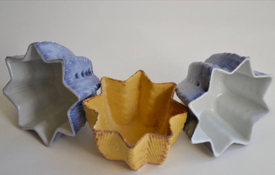 Starfish shaped ceramic ramekins